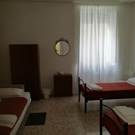 Leda B&B Livorno Exterior foto